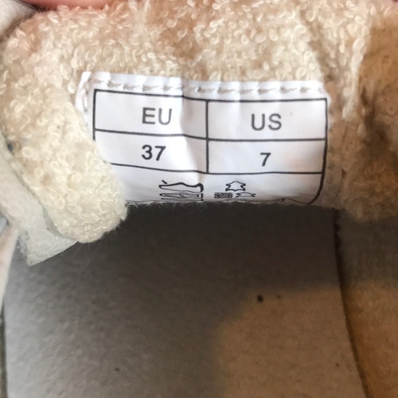 Steve Madden sneakers - Picture 3 of 3